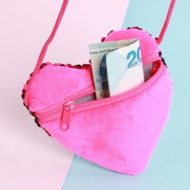 Szív alakú, rózsaszín pikkelyes pénztárca