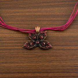 Pillangó virágos nyaklánc