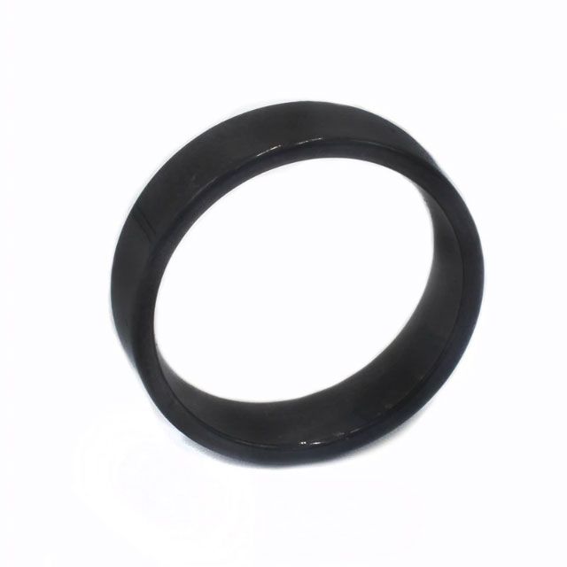 Fekete színű karikagyűrű többféle méretben
